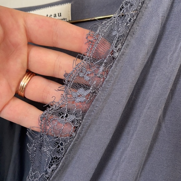 Monteau Wrap Shirt - Picture 3 of 4